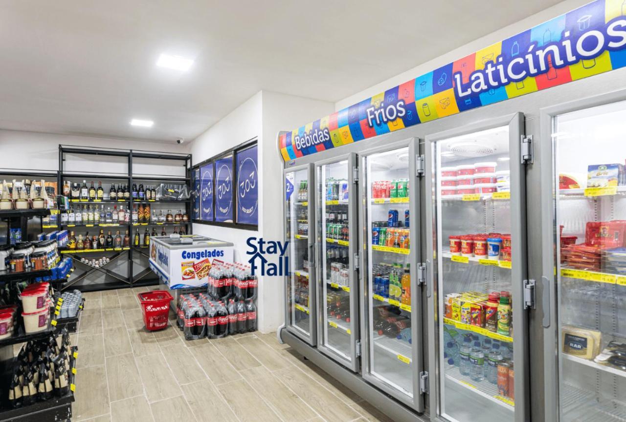Flat Com Varanda+2qt No Eco *
