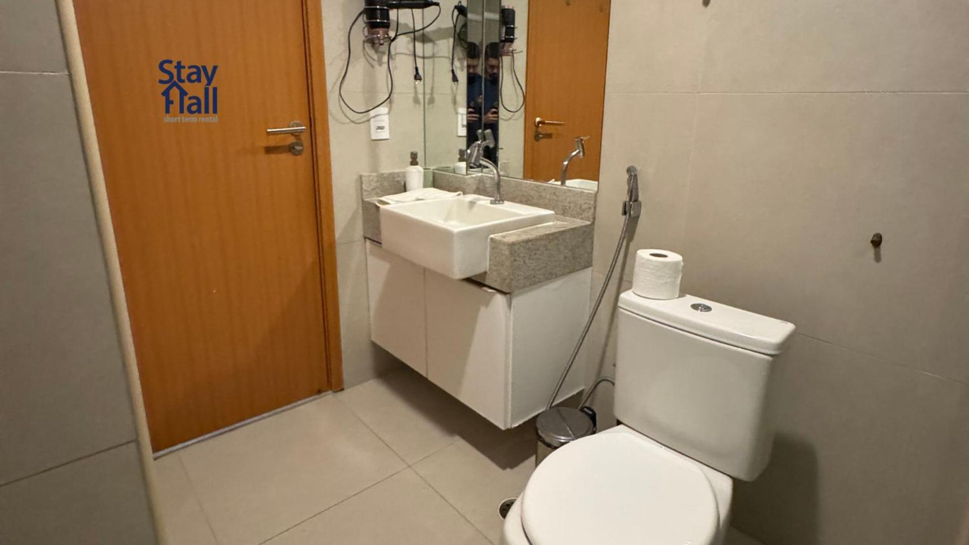 Flat Com Varanda+2qt No Eco * Tamandare